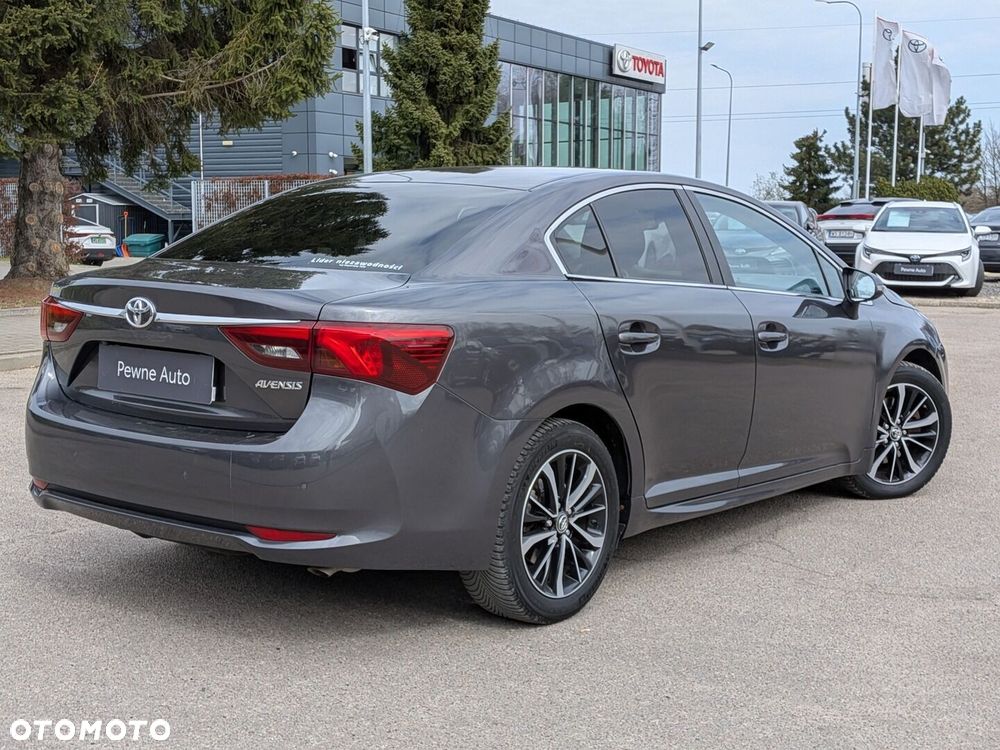 Toyota Avensis 2.0 D-4D Premium - 17