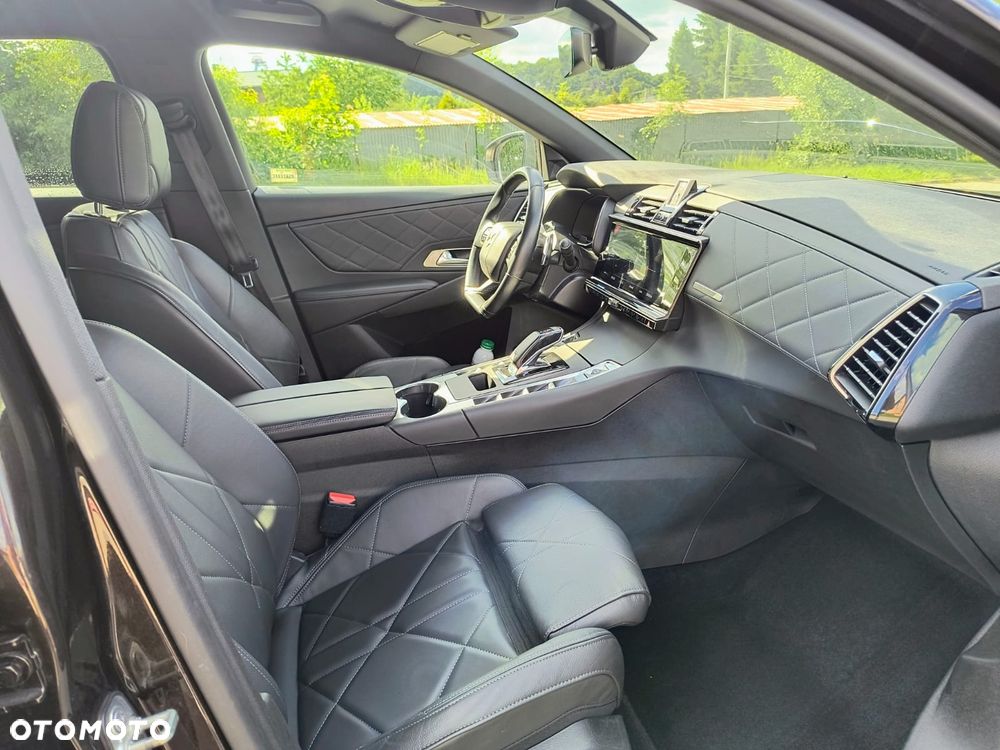 DS Automobiles DS 7 Crossback - 33