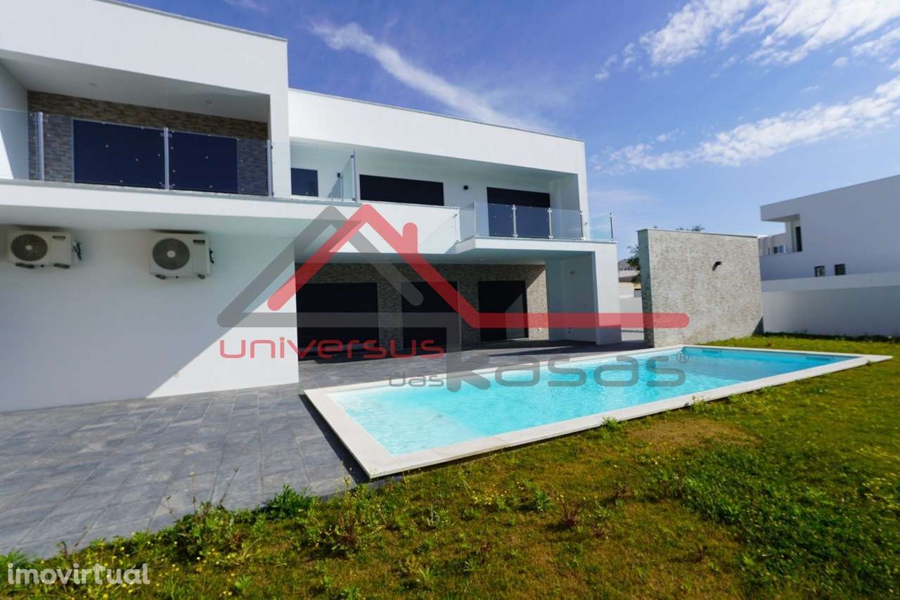 Moradia Nova Isolada V4 com Piscina Aires-Palmela - Grande imagem: 5/13