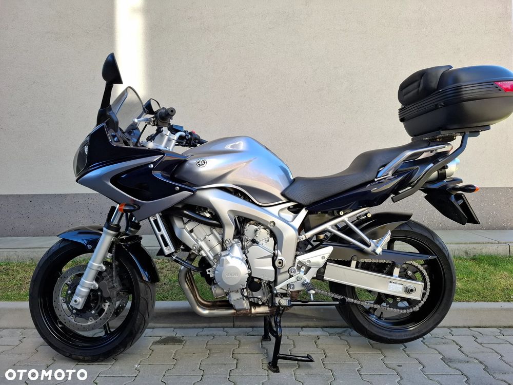 Yamaha FZ6 - 2