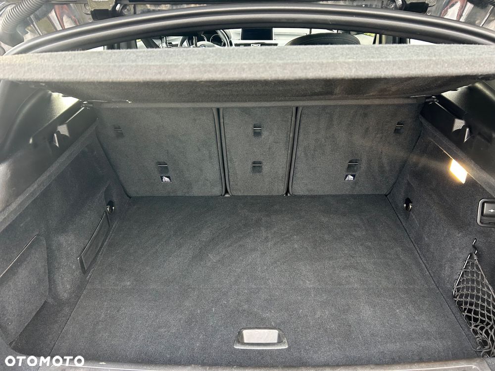 BMW X2 sDrive20i Advantage Plus - 19