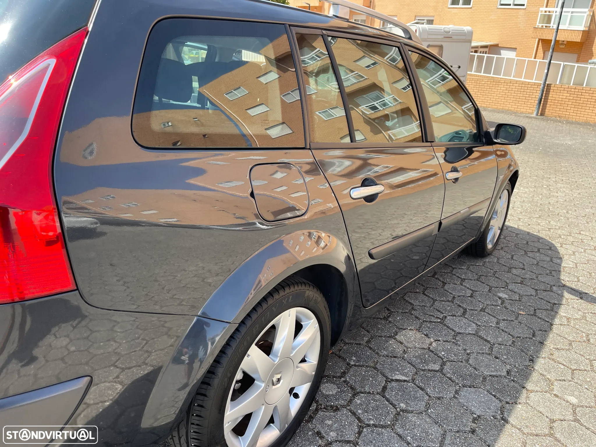 Renault Mégane Break 1.5 dCi Dynamique - 4