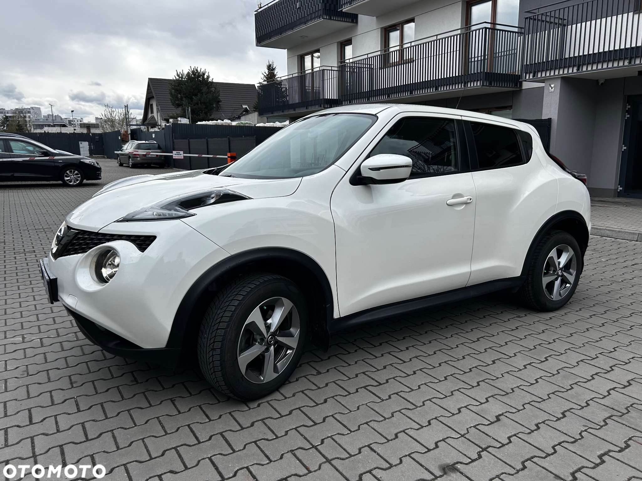 Nissan Juke 1.6 Acenta Xtronic - 5