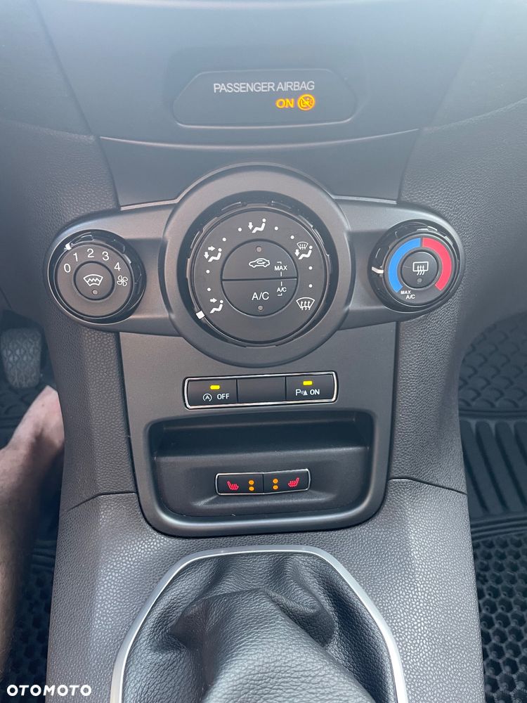 Ford Fiesta 1.0 EcoBoost Start-Stop SYNC Edition - 11