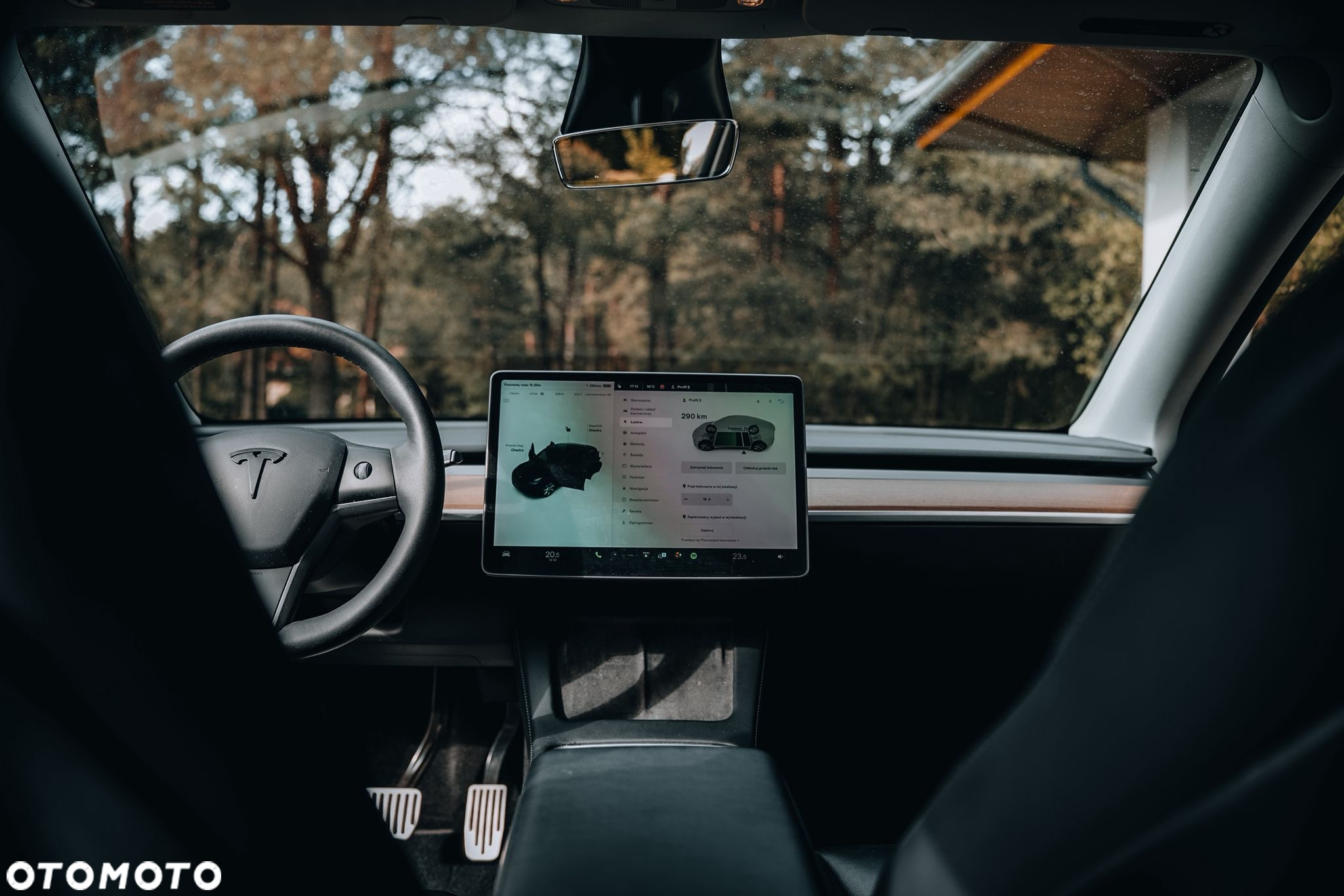 Tesla Y Model Long Range Dual Motor AWD - 22