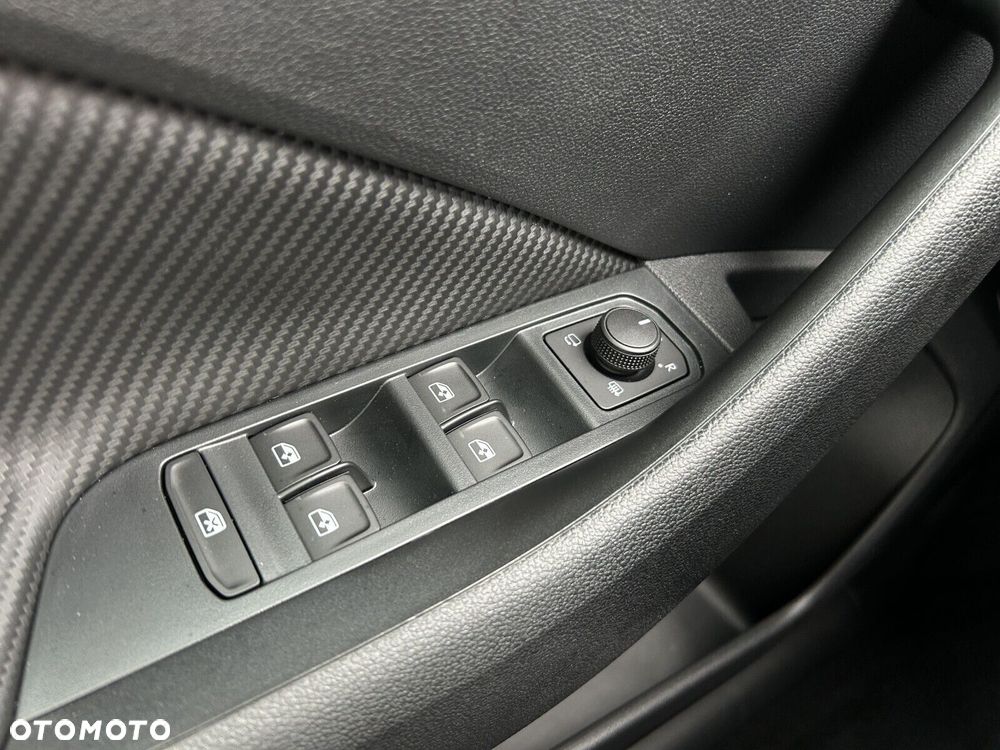 Skoda Kamiq 1.5 TSI Monte Carlo DSG - 23