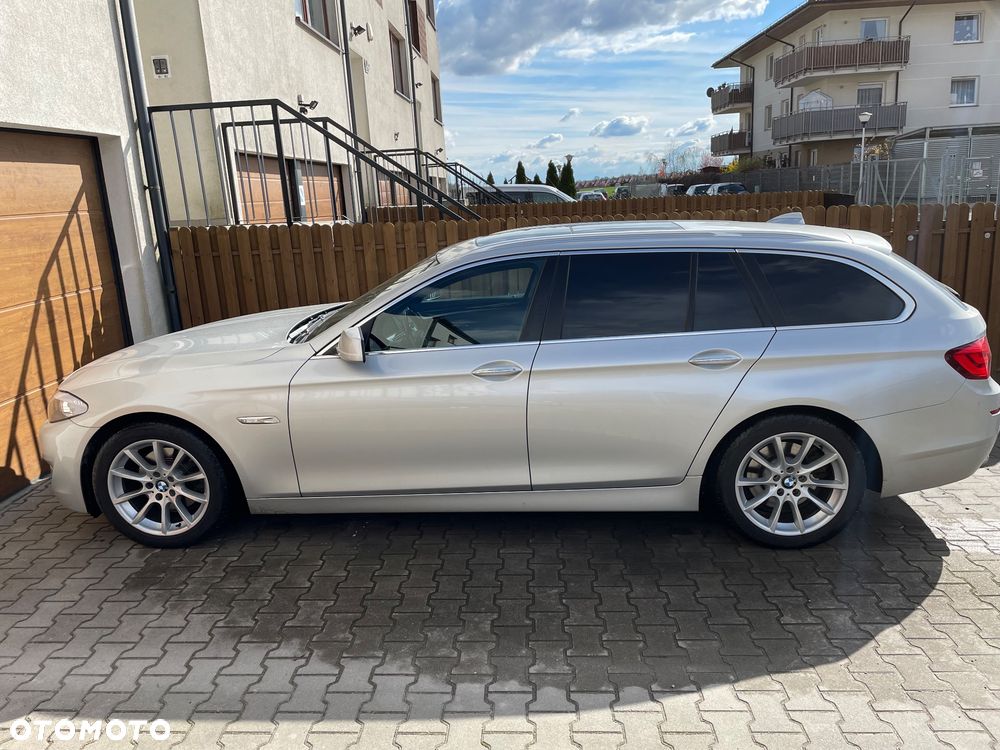 BMW Seria 5 520d Luxury Line - 2