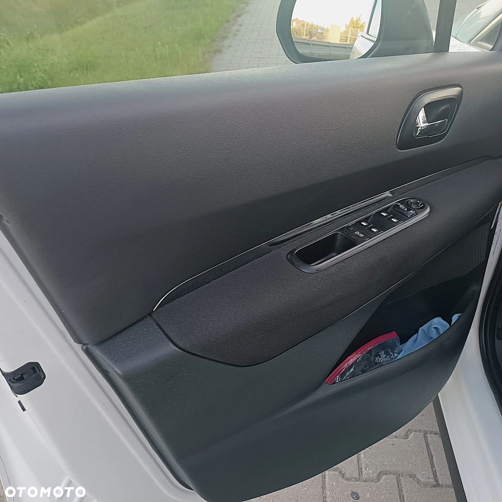 Peugeot 3008 1.6 HDi Trendy - 20