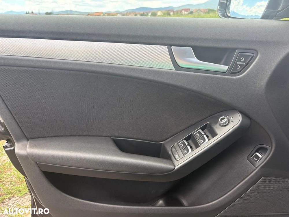 Audi A4 Avant 2.0 TDI Multitronic - 9