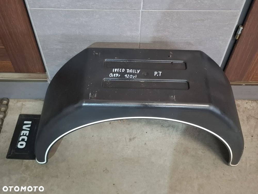 Nadkole prawy tył Iveco Daily 2019 rok - 1