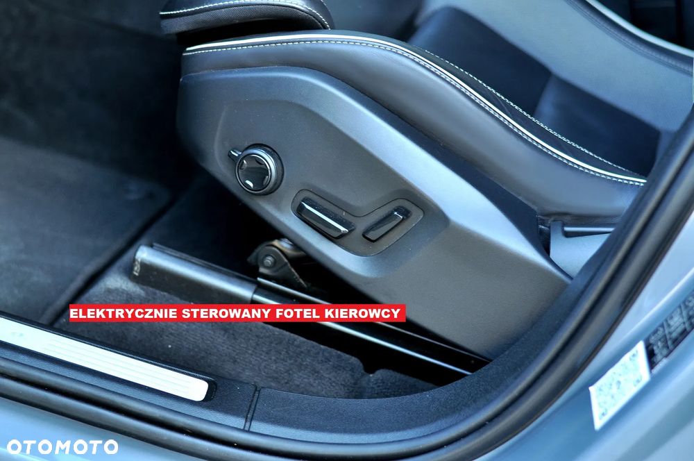 Volvo XC 60 B4 D AWD Plus Dark - 17