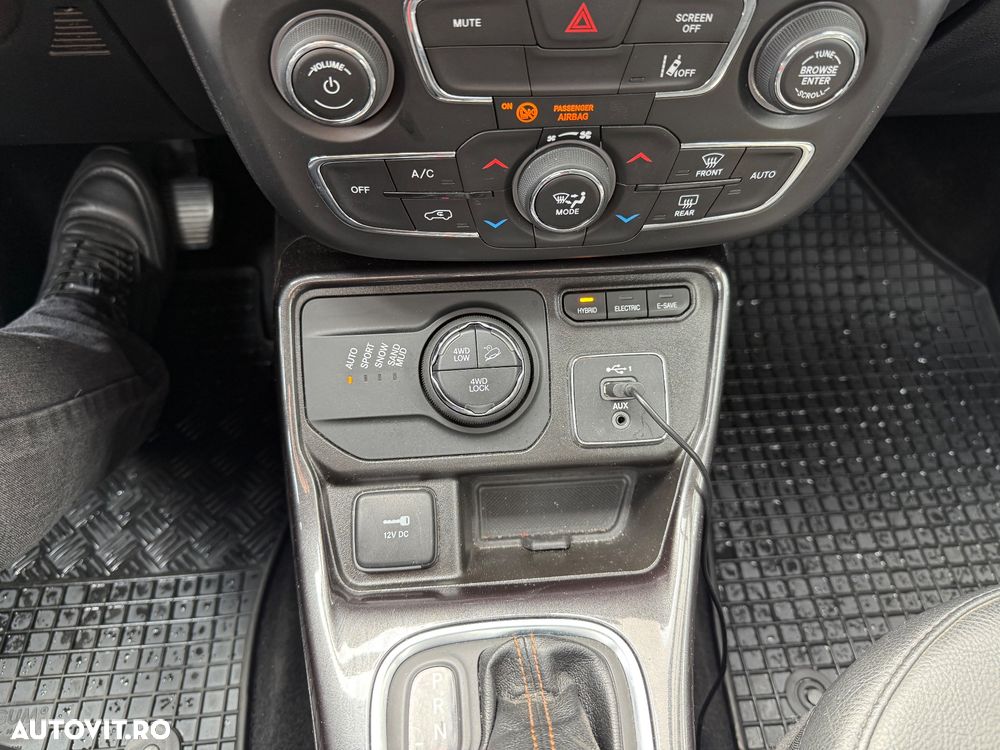 Jeep Compass 1.3 T4 4xe Automatik Limited - 27