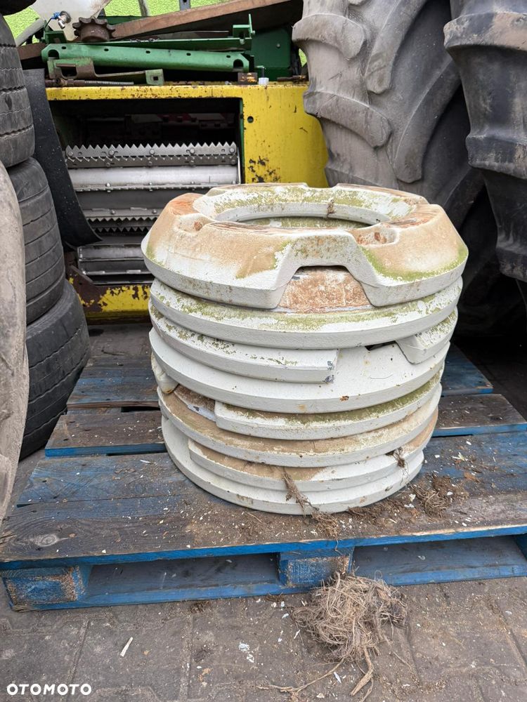 Obciążniki na koła Valtra - 1