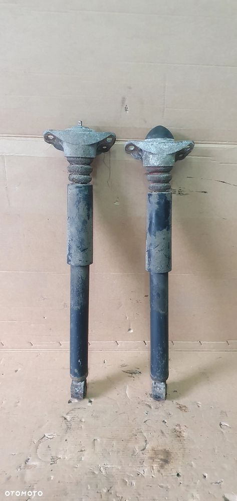 Amortyzator prawy lewy tył tylny VW Passat B6 kombi - 6