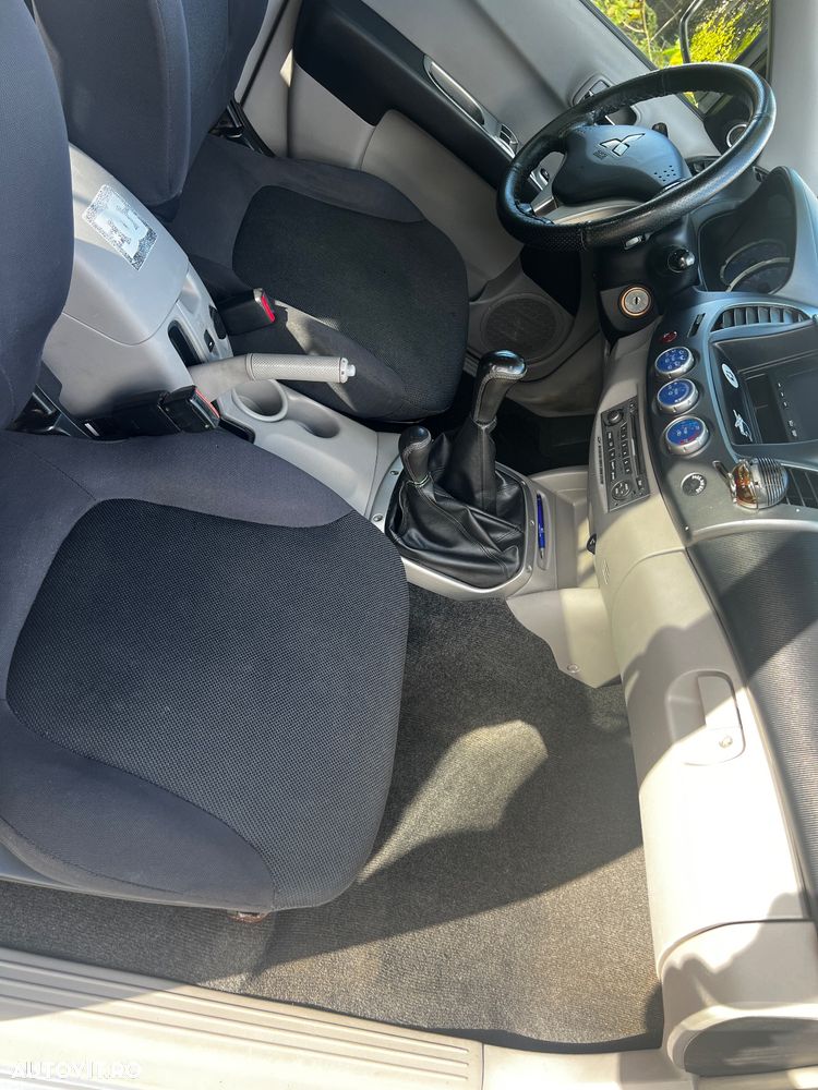 Mitsubishi L200 - 18