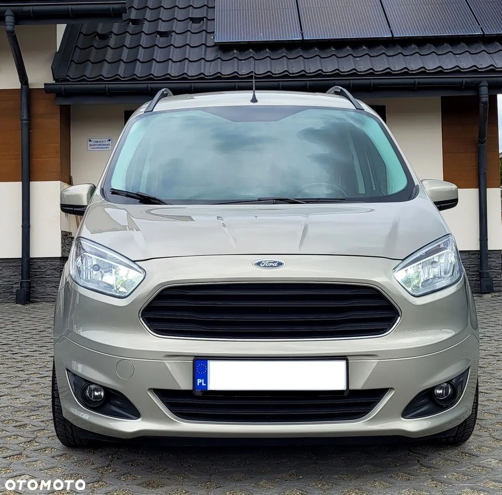 Ford Tourneo Courier 1.0 EcoBoost S&S Titanium - 2