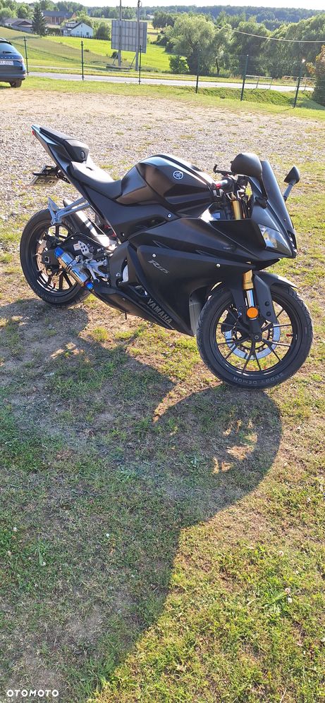 Yamaha YZF - 2