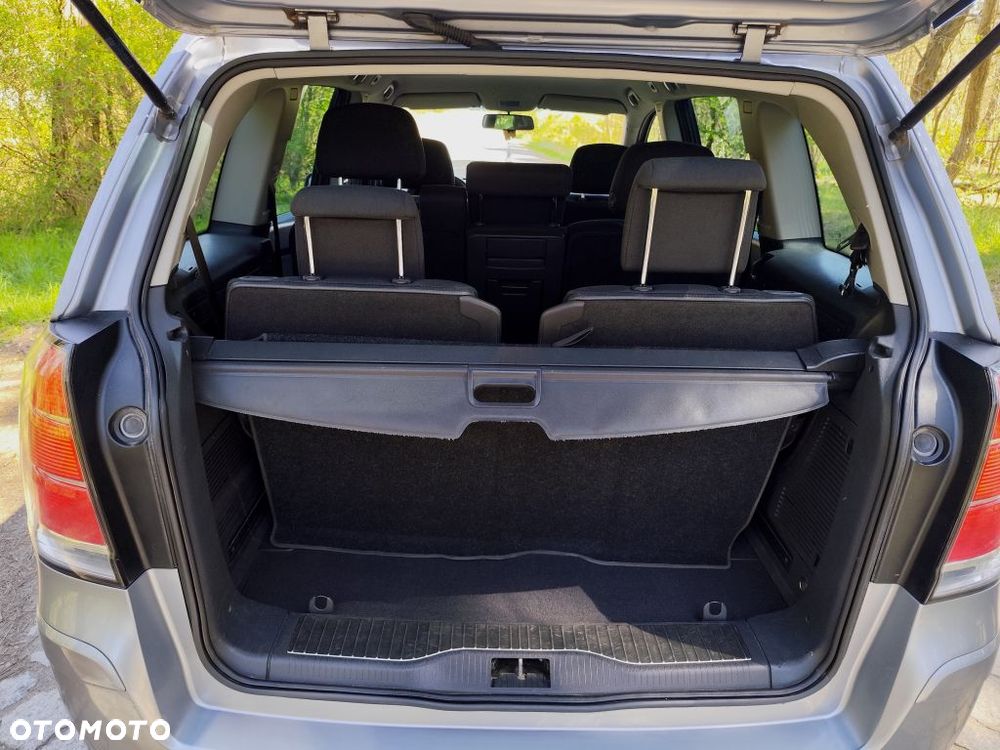 Opel Zafira 1.8 Family Plus - 7