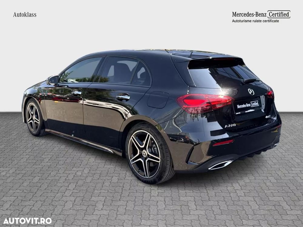 Mercedes-Benz A 220 4Matic MHEV 8G-DCT - 3