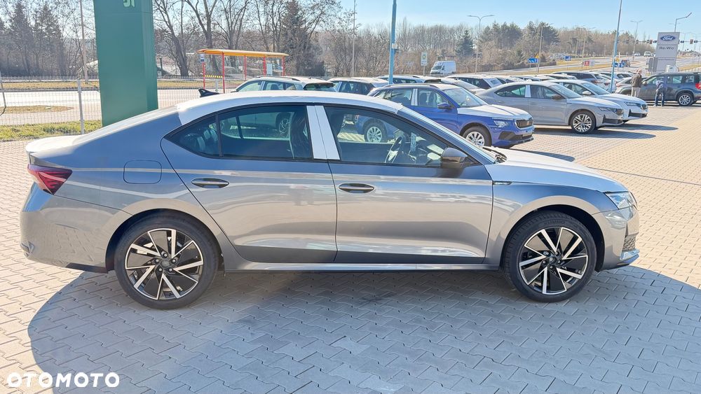 Skoda Octavia 1.5 TSI mHEV DSG Sportline - 4