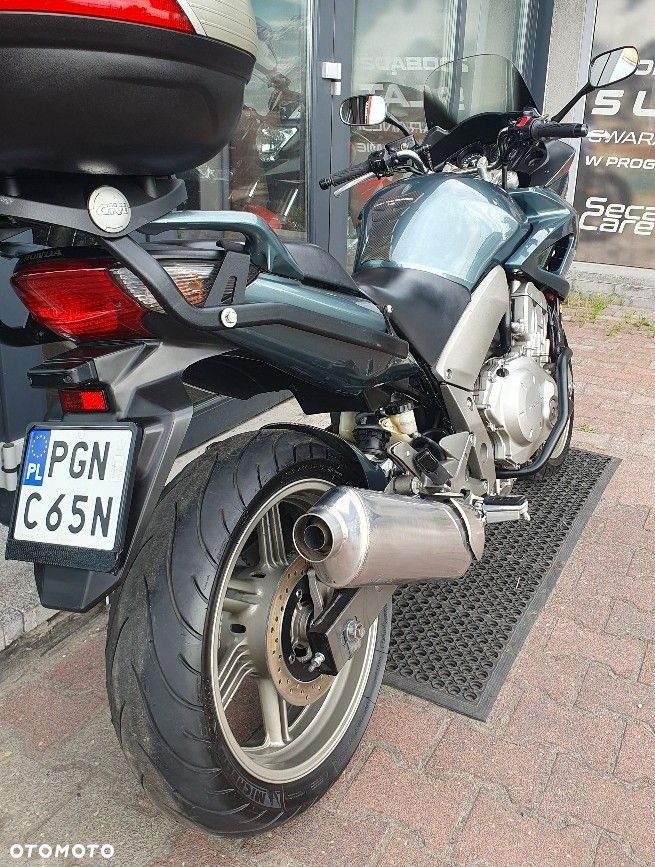 Honda CBF - 34