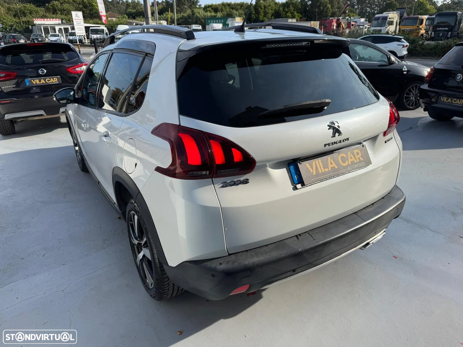 Peugeot 2008 1.2 PureTech GT Line EAT6 - 8