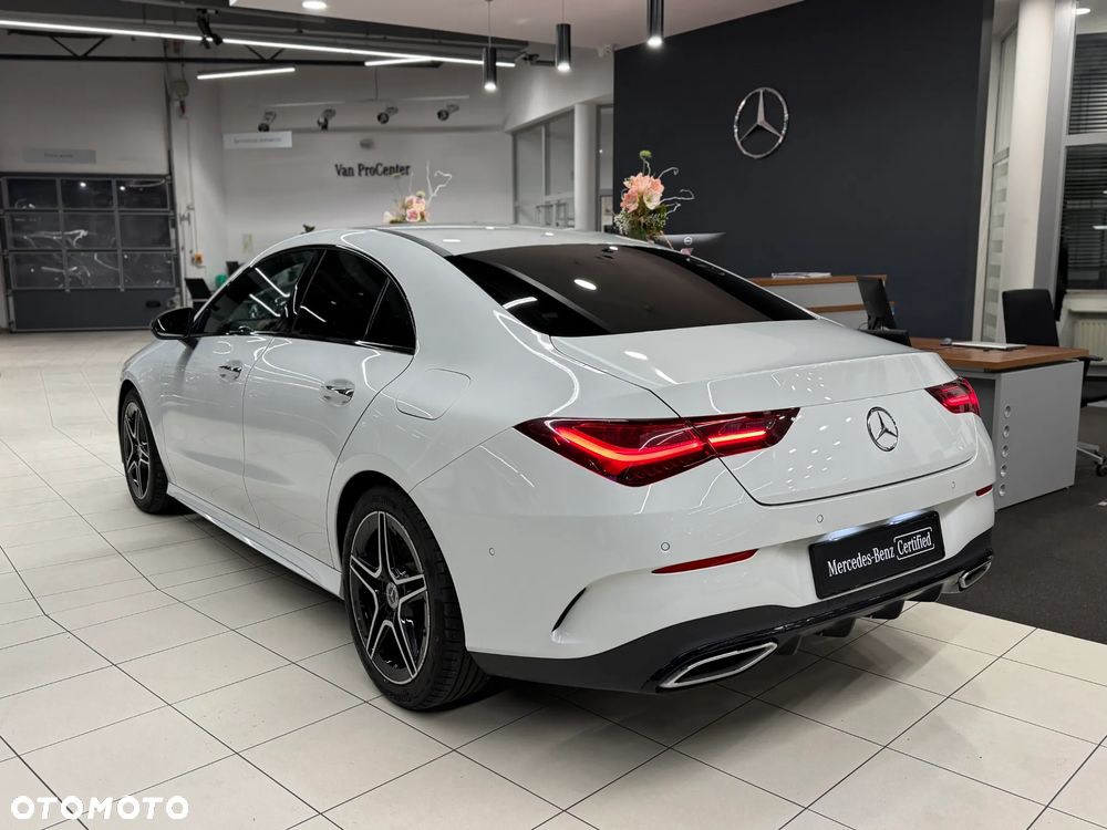 Mercedes-Benz CLA 200 AMG Line 7G-DCT - 3