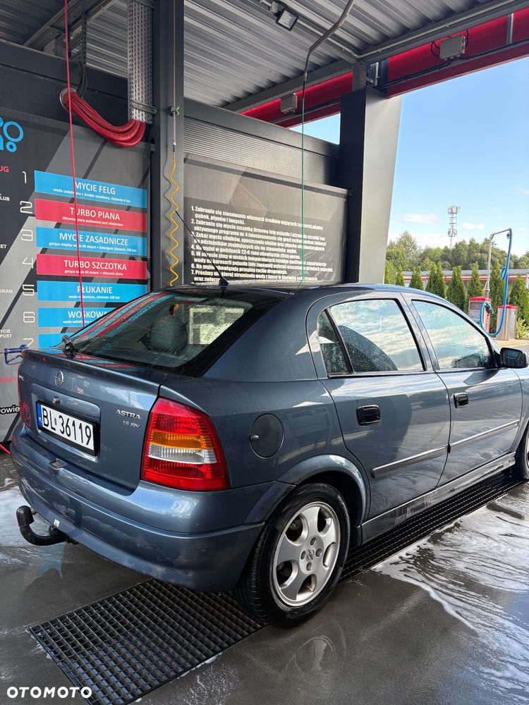 Opel Astra 1.6 16V 100 - 5