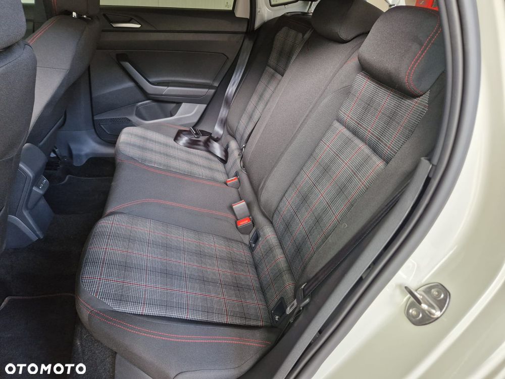 Volkswagen Polo - 19
