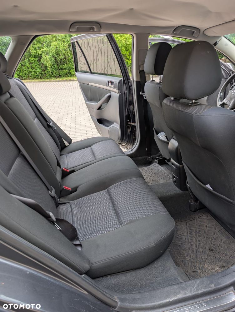 Toyota Avensis 2.0 D-4D Sol - 16