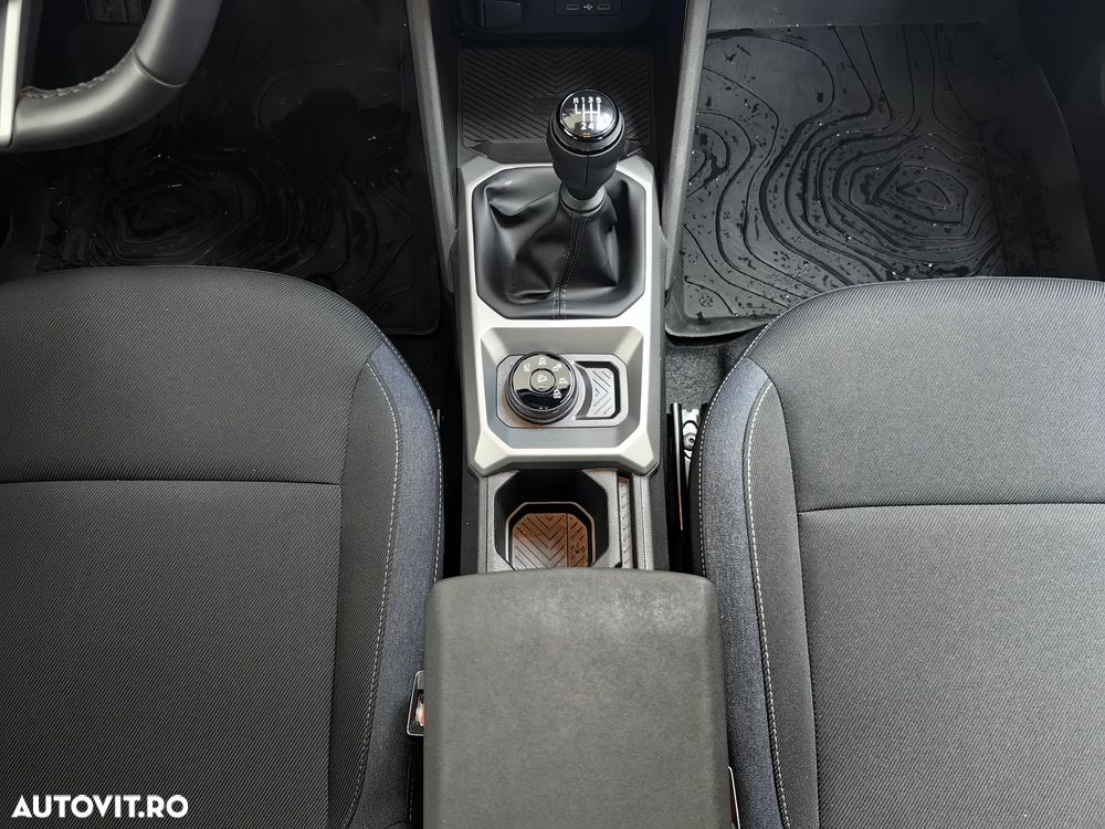 Dacia Duster TCe 130 4X4 MHEV Journey - 28