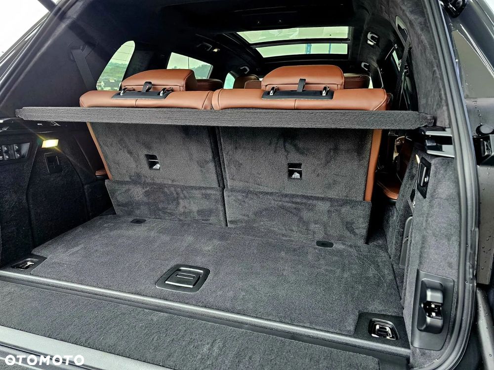 BMW X7 - 17