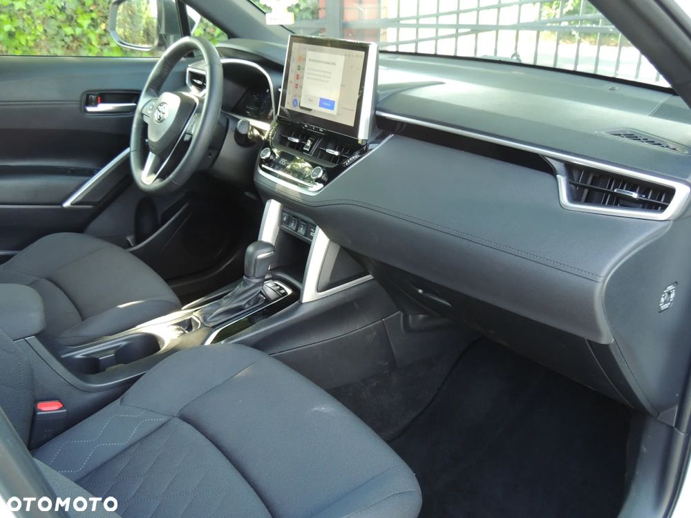Toyota Corolla Cross 2.0 Hybrid Style - 17