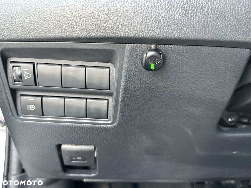Toyota Yaris Hybrid 1.5 Comfort - 31