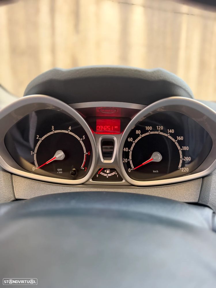 Ford Fiesta 1.25 Titanium - 15