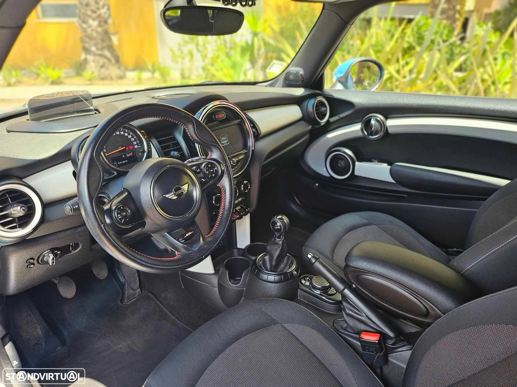 MINI 3 Portas Cooper D - 6