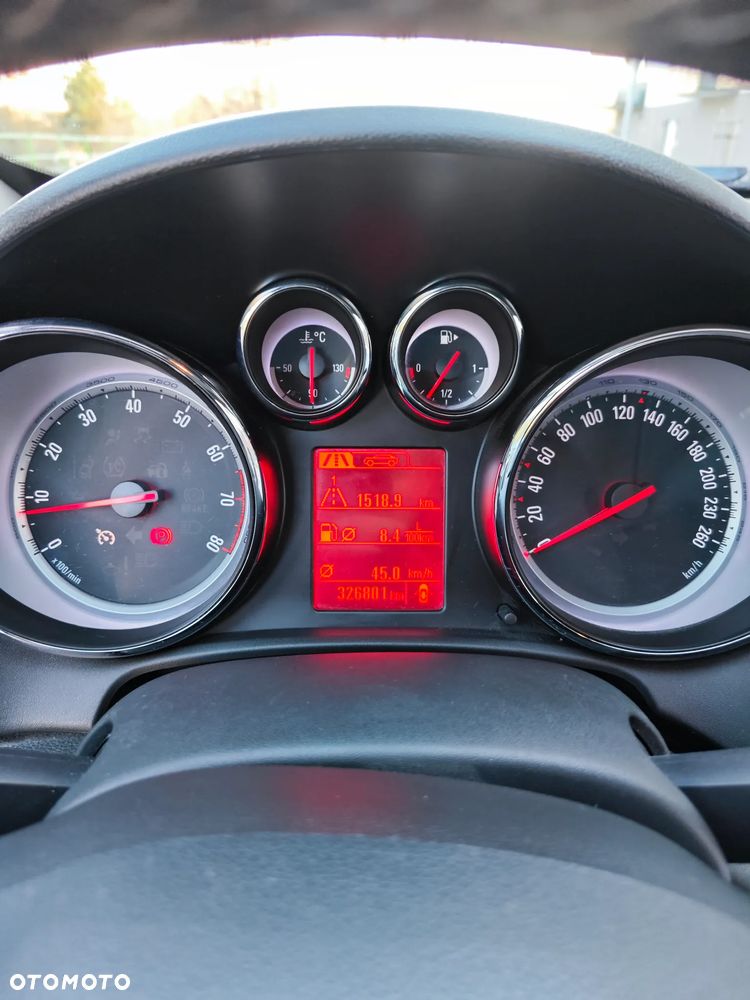 Opel Astra 1.6 T Sport - 14