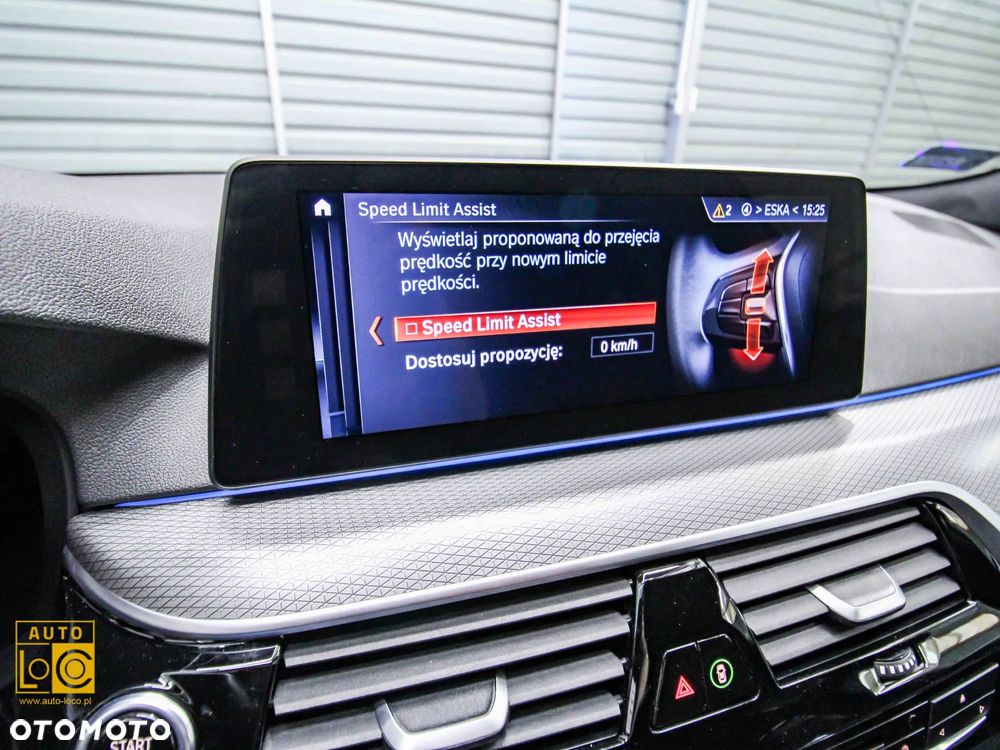 BMW Seria 5 520d M Sport - 26