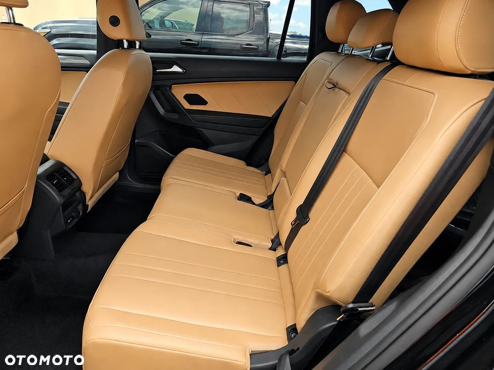 Volkswagen Tiguan 2.0 TSI 4Mot Elegance DSG - 12