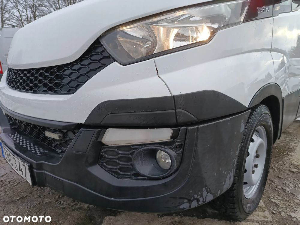 Iveco DAILY 35s13 L2H2 2.3 diesel 126kM, HAK(uciąg 3.5t) OPONY ZIMOWE BDB STAN, OGINALNY NISKI PRZEBIEG! Gotowy do pracy! - 17