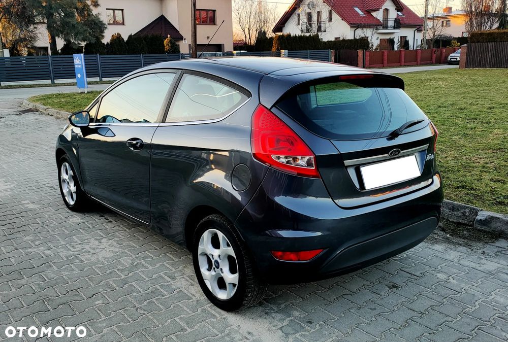 Ford Fiesta 1.25 Champions Edition - 2