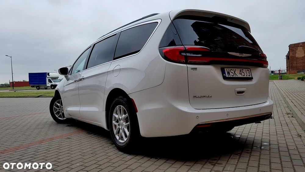 Chrysler Pacifica - 20