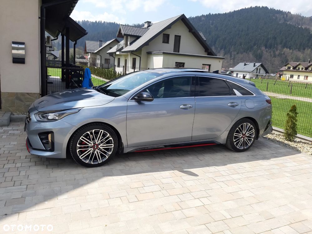 Kia ProCeed 1.6 T-GDI GT DCT - 17