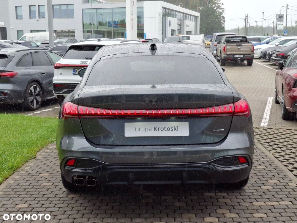 Audi A5 Limousine - 8