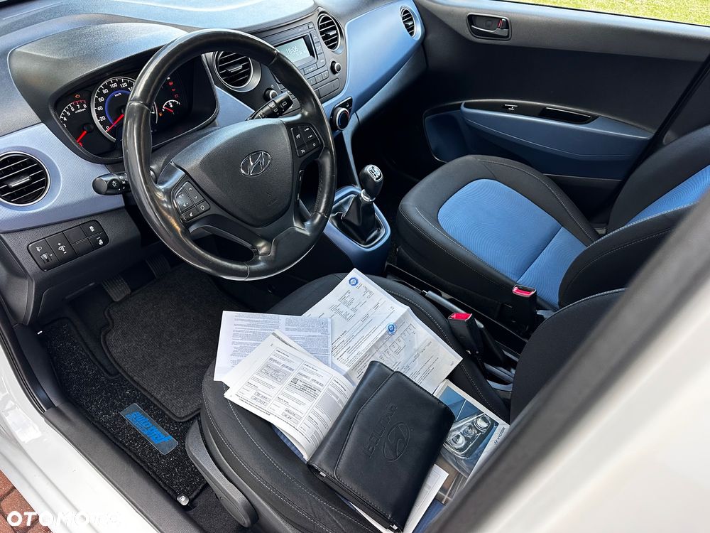 Hyundai i10 1.2 Fifa World Cup Edition - 29