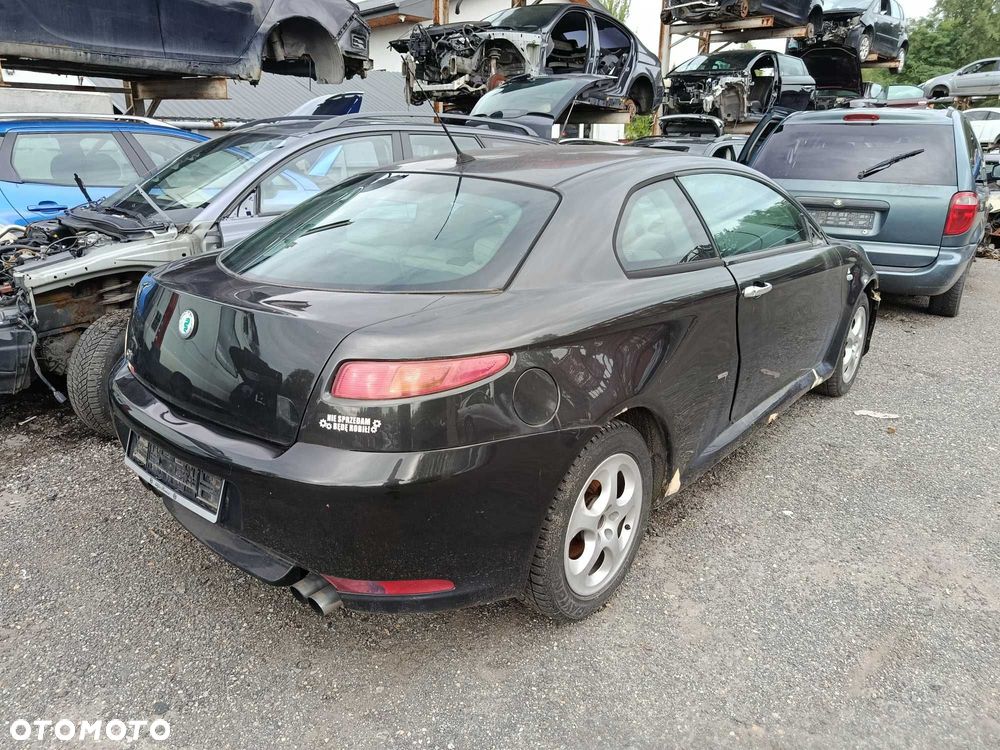 Alfa Romeo GT COUPE 1.9 JTD 2004r NA CZĘŚCI - 2