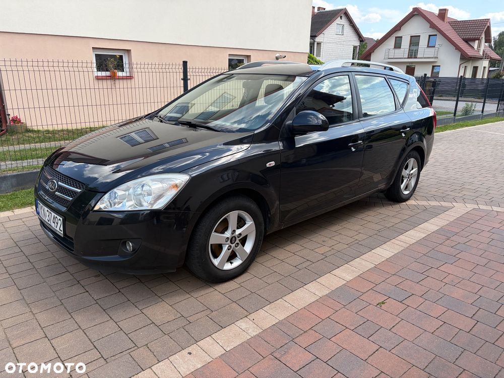 Kia Ceed 1.4 CVVT Attract - 1
