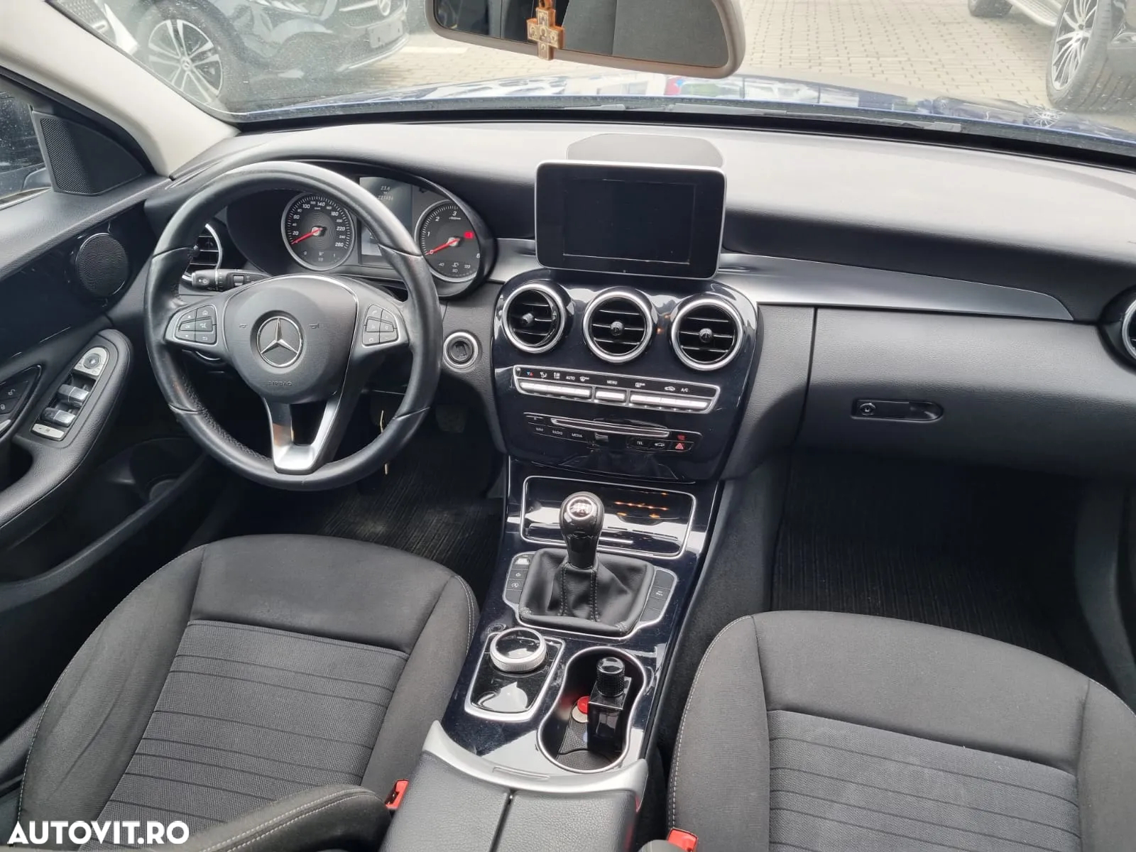Mercedes-Benz C 180 d T-Modell - 17