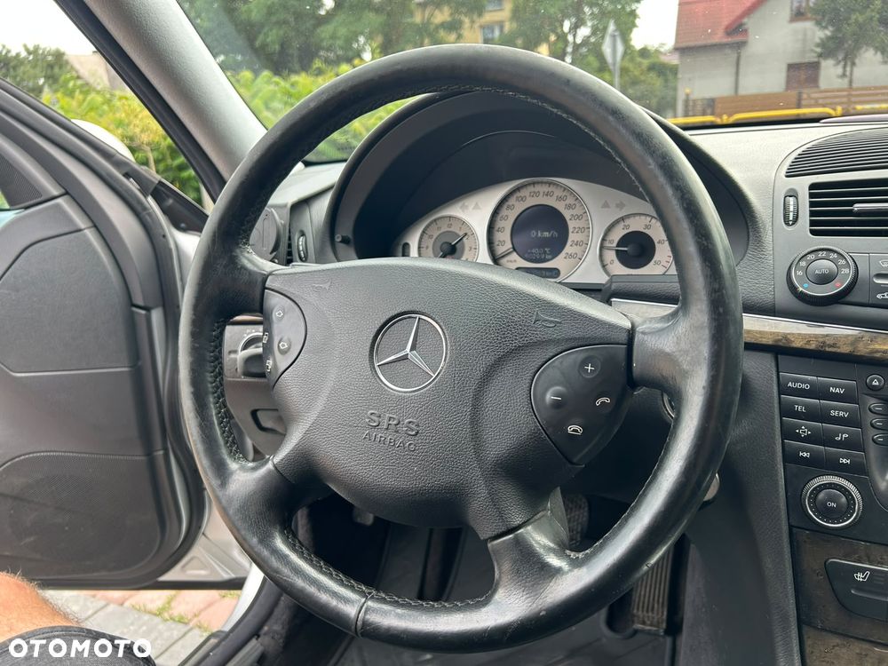 Mercedes-Benz Klasa E 320 CDI Avantgarde - 26