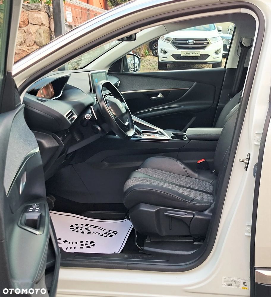 Peugeot 3008 BlueHDi 130 Stop & Start EAT8 Allure - 18